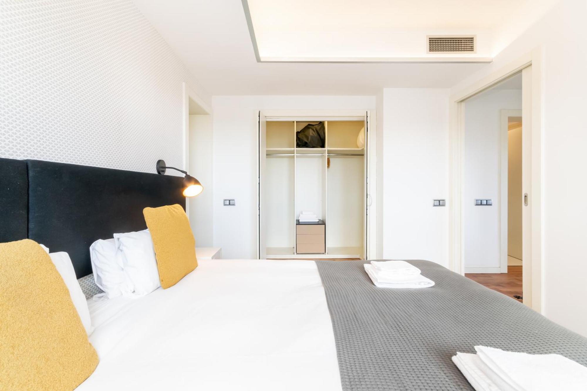 Unique Rentals - Placa Catalunya Central Apartments Barcelona Ngoại thất bức ảnh