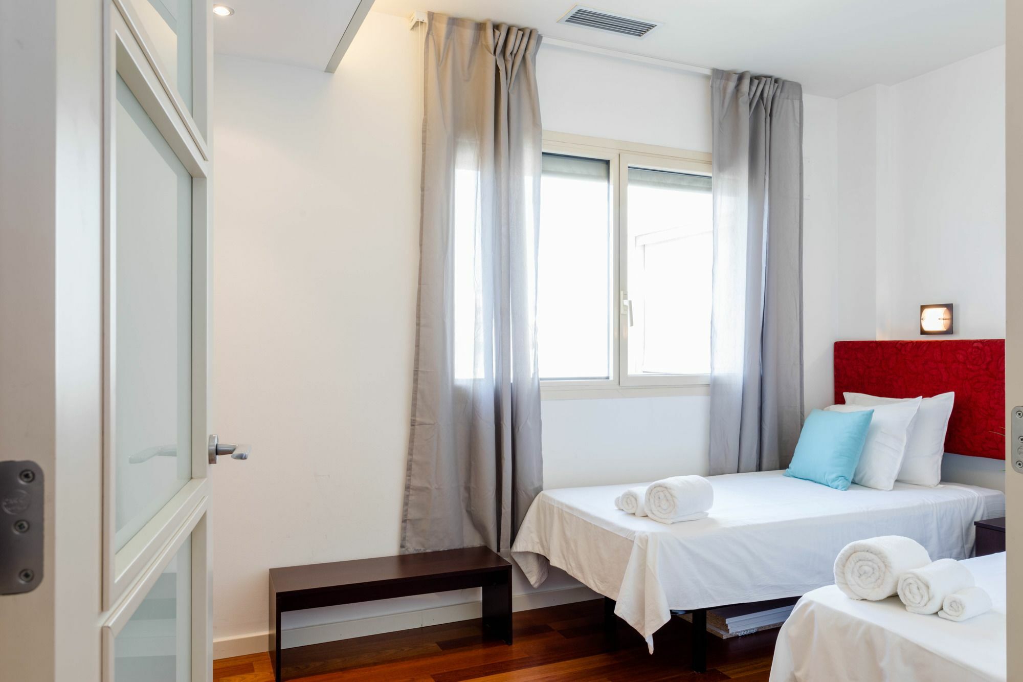 Unique Rentals - Placa Catalunya Central Apartments Barcelona Ngoại thất bức ảnh