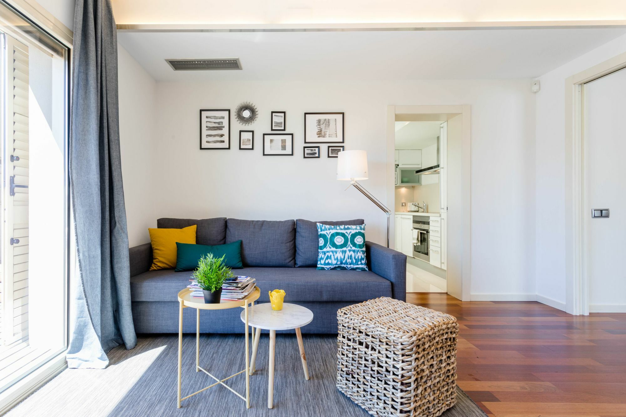 Unique Rentals - Placa Catalunya Central Apartments Barcelona Ngoại thất bức ảnh